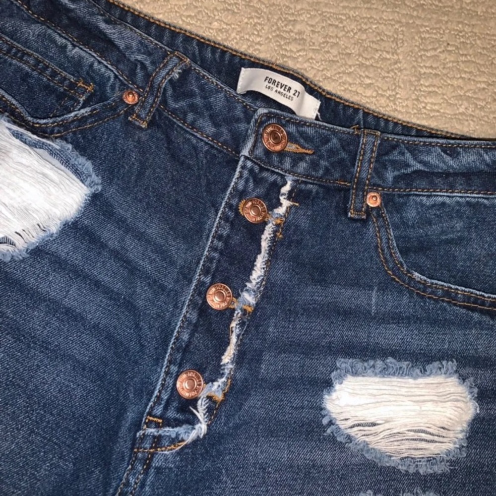 Jean Shorts - Picture 2 of 3